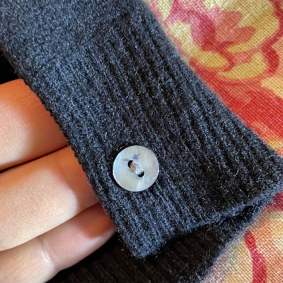 Vintage 90s LORD & TAYLOR 2-Ply Cardigan Cashmere Ink Black ButtonFront Timeless - Picture 12 of 16